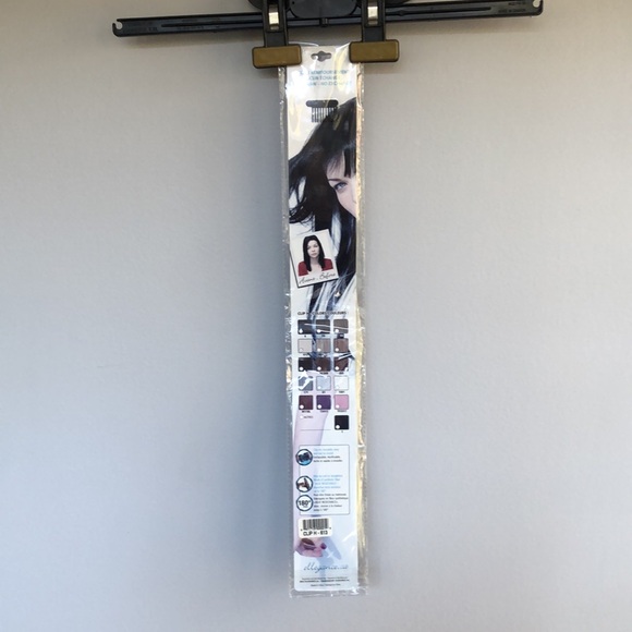 Clip in Hair Extension - Picture 6 of 6